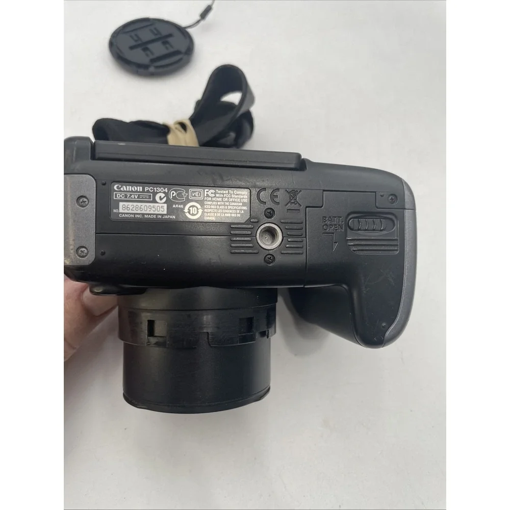 Canon PowerShot SX10 IS 10MP Digital Camera 20X Zoom+Battery+SD Card+Case-TESTED